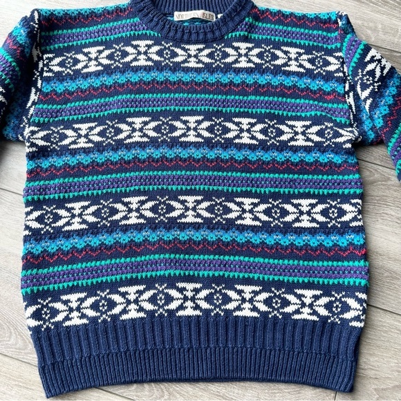 Vintage Northern Isles Blue Fair Isle Crew Neck Sweater Made in  Hong Kong - Picture 9 of 15